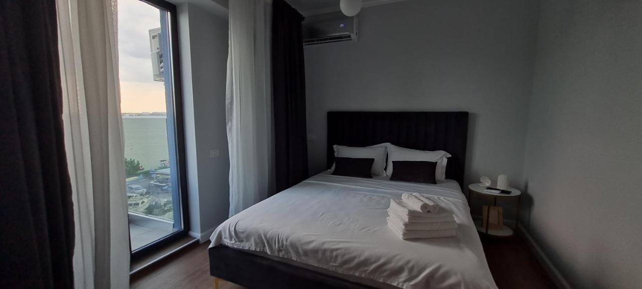 Golden Mirage Sunset Apartment Мамая Екстериор снимка