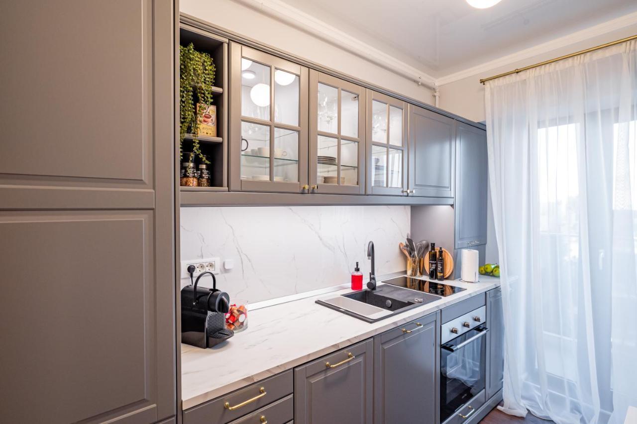 Golden Mirage Sunset Apartment Мамая Екстериор снимка