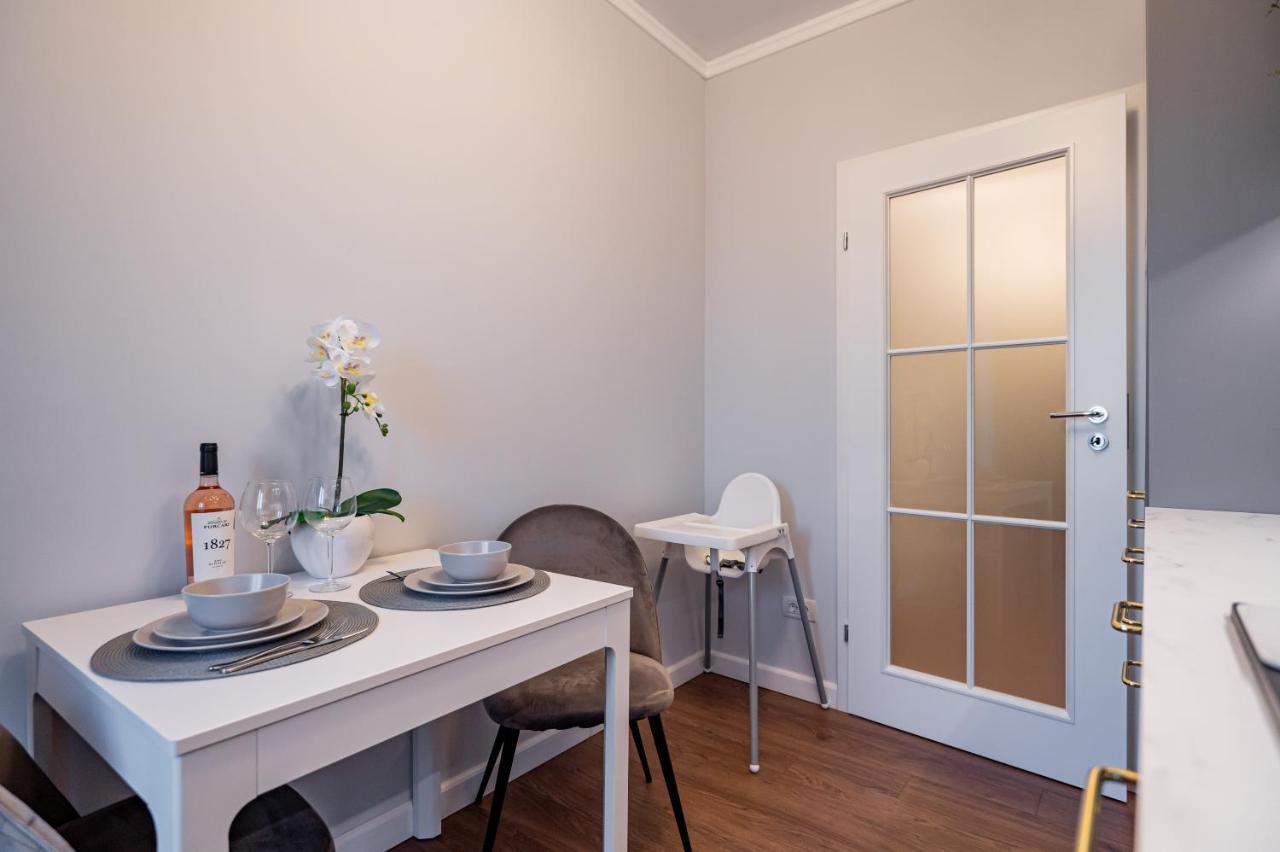 Golden Mirage Sunset Apartment Мамая Екстериор снимка