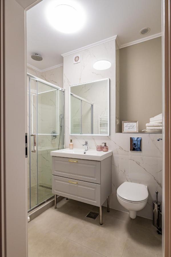 Golden Mirage Sunset Apartment Мамая Екстериор снимка